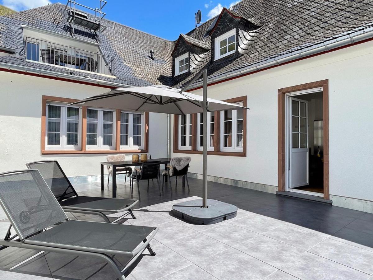 Villa Burglay ツェル・アン・デル・モーゼル エクステリア 写真